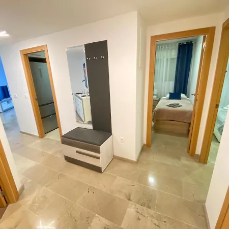 Corazon De La Safor, Apartmán Ador